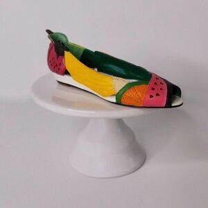 JUST THE RIGHT SHOE by Raine 2000 Fruity Beverly Feldman Figurine #25320
